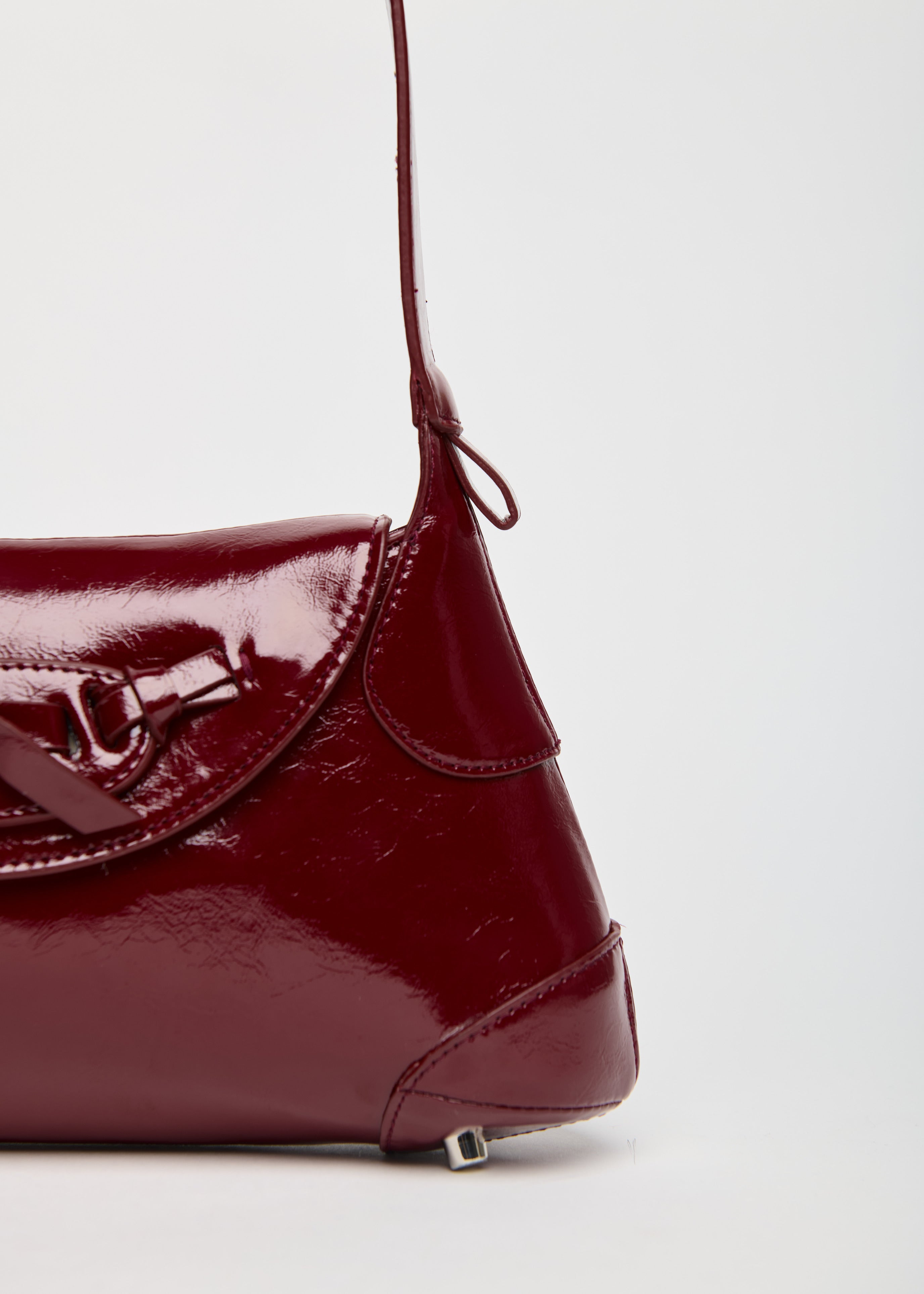 2000’s Knotted - Red Ruby