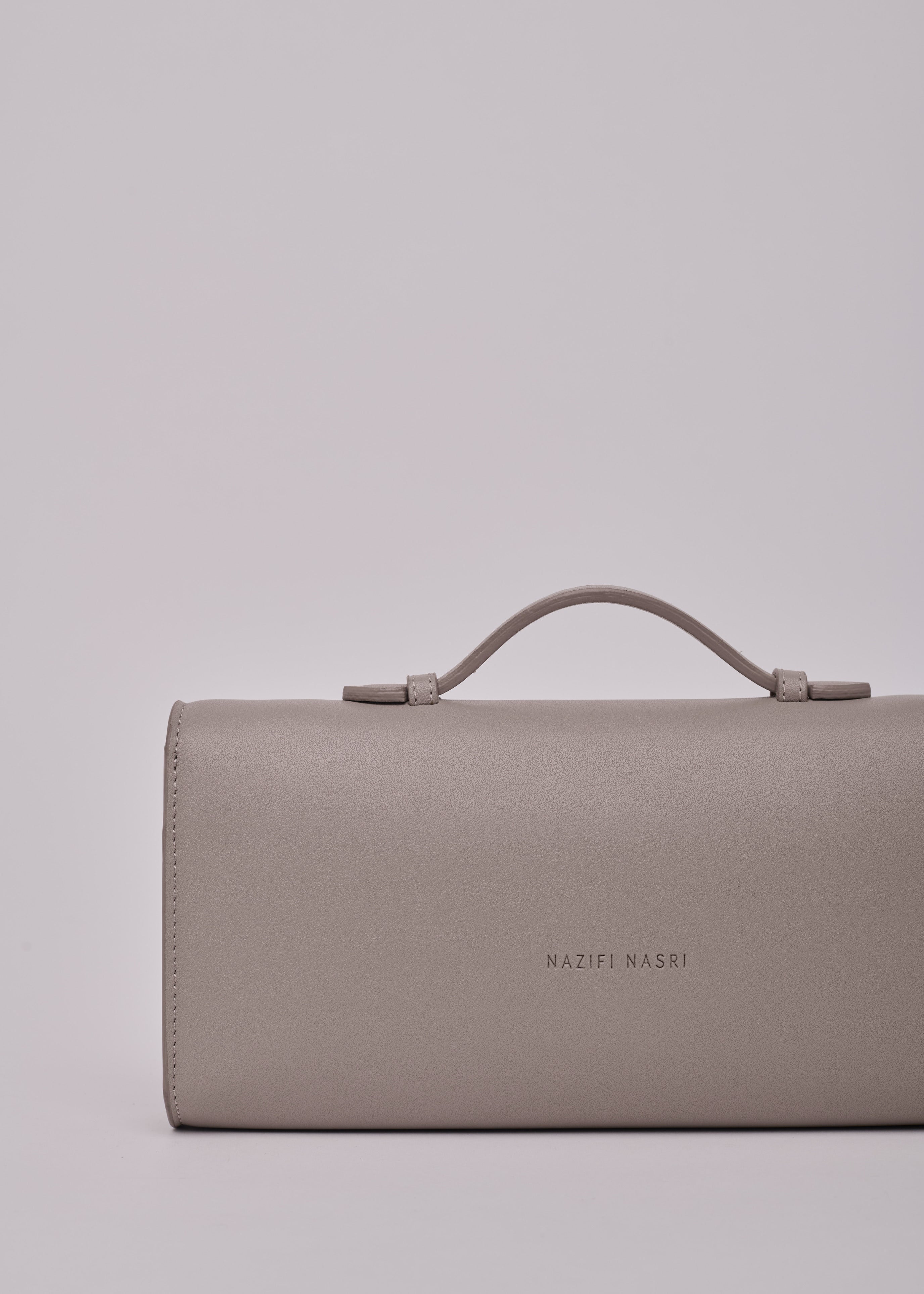 Symmetrical Pochette - Taupe