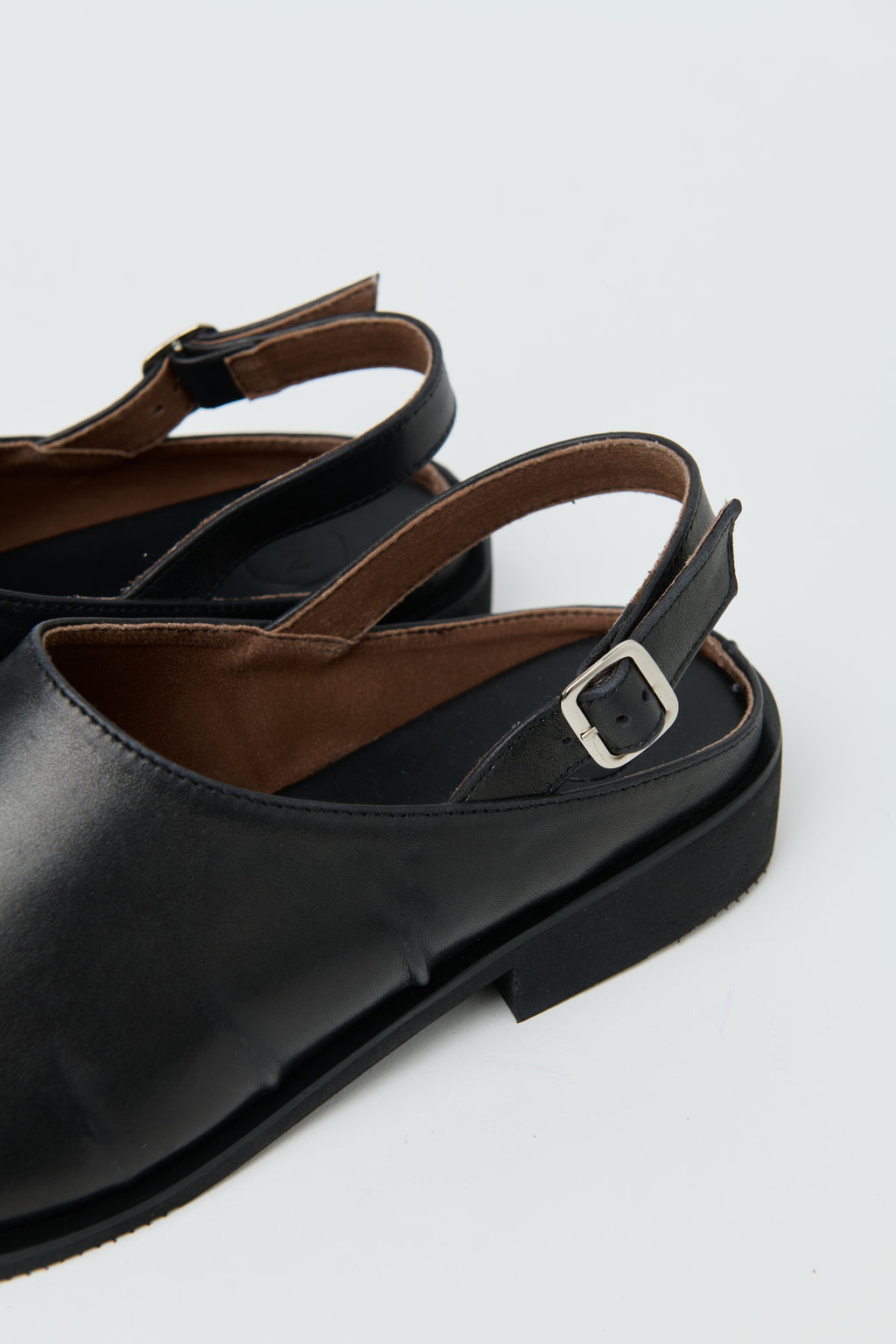 NN Backless V-Toes