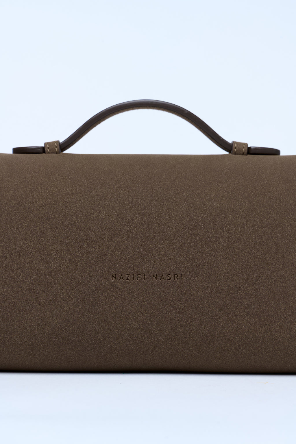 Symmetrical Pochette Suede - Cappucino