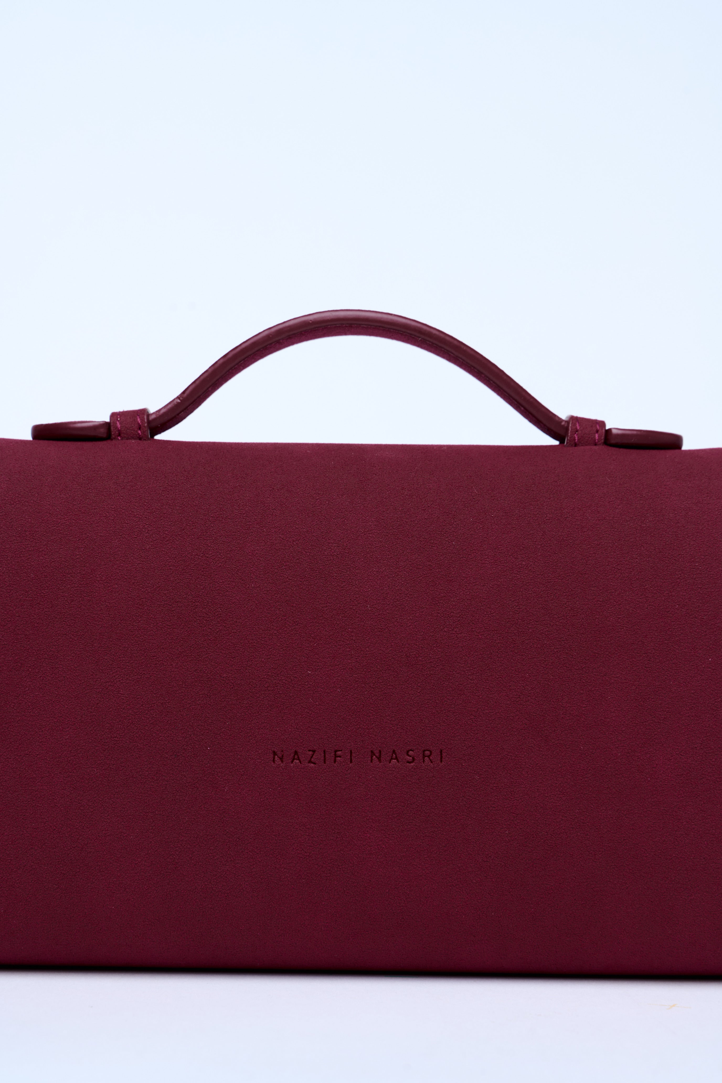 Symmetrical Pochette Suede - Raspberry