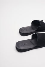 NN Slider - Black (Men's Sandal)