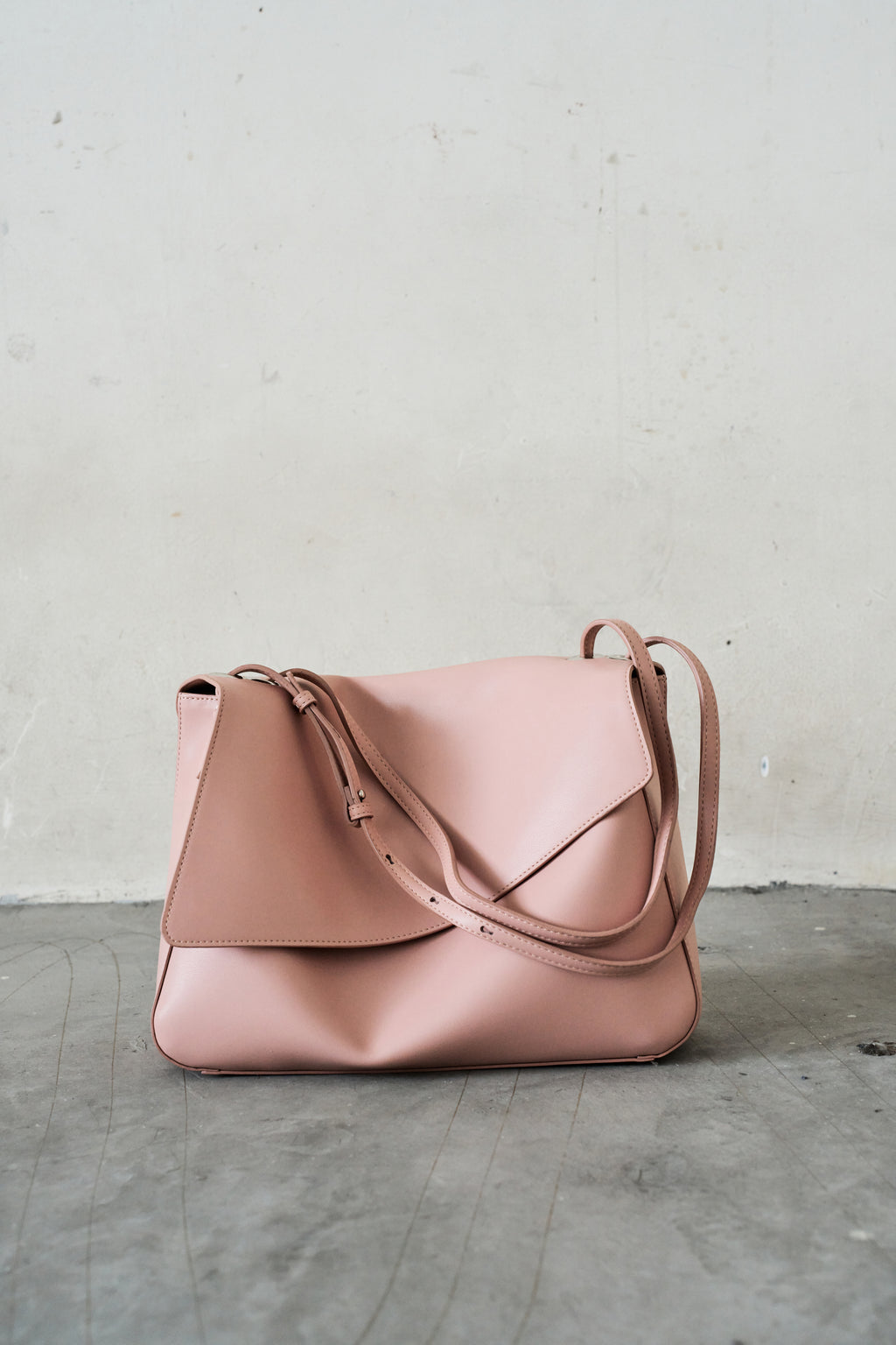 Supersized Symmetrical - Millennial Pink