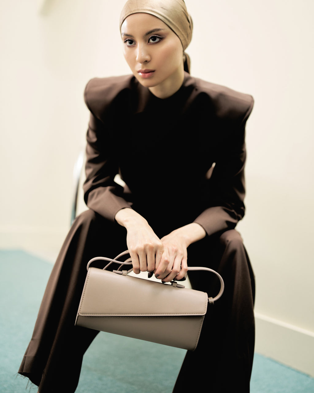 Symmetrical Pochette - Taupe
