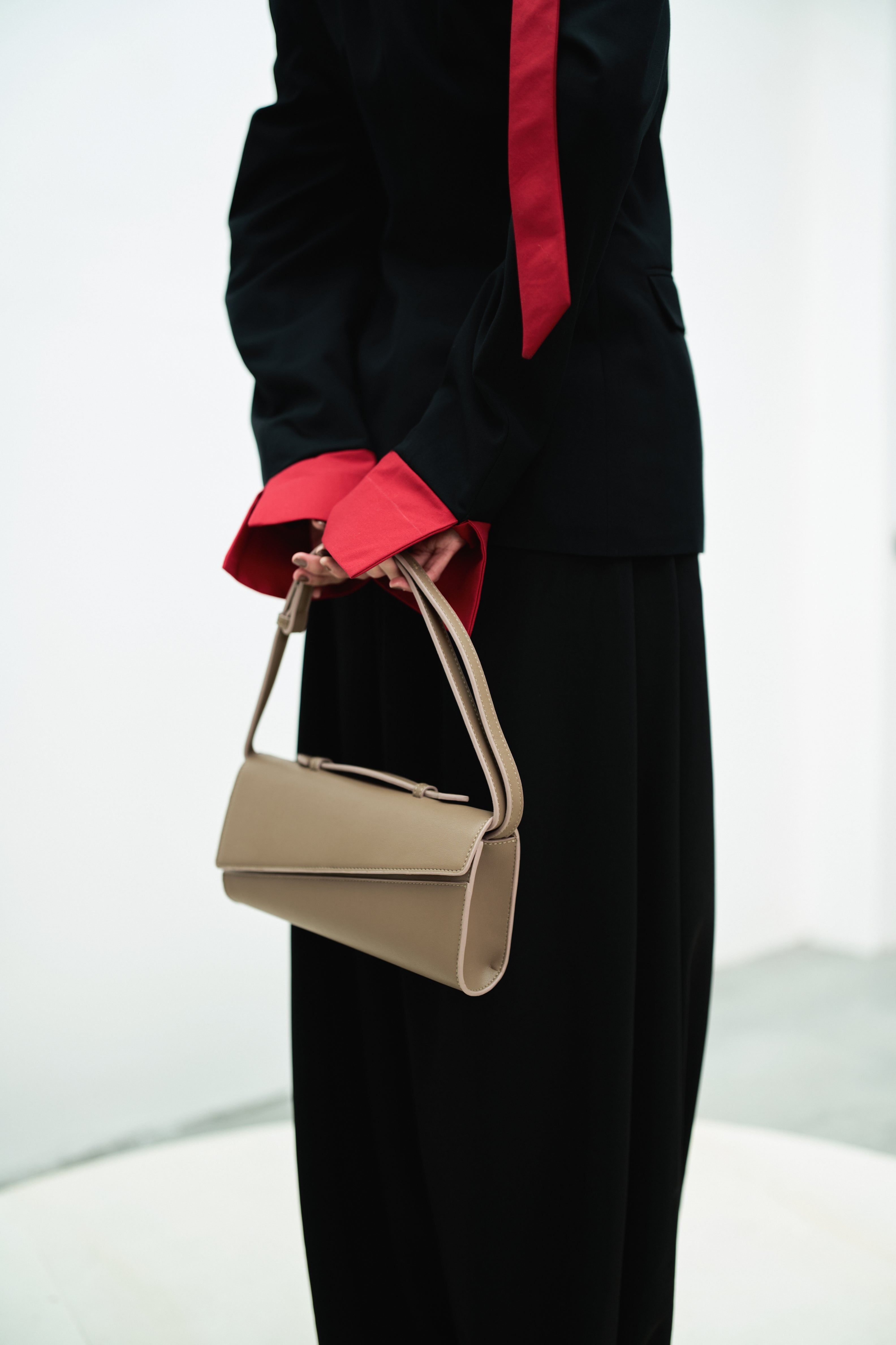 Symmetrical Pochette - Khaki