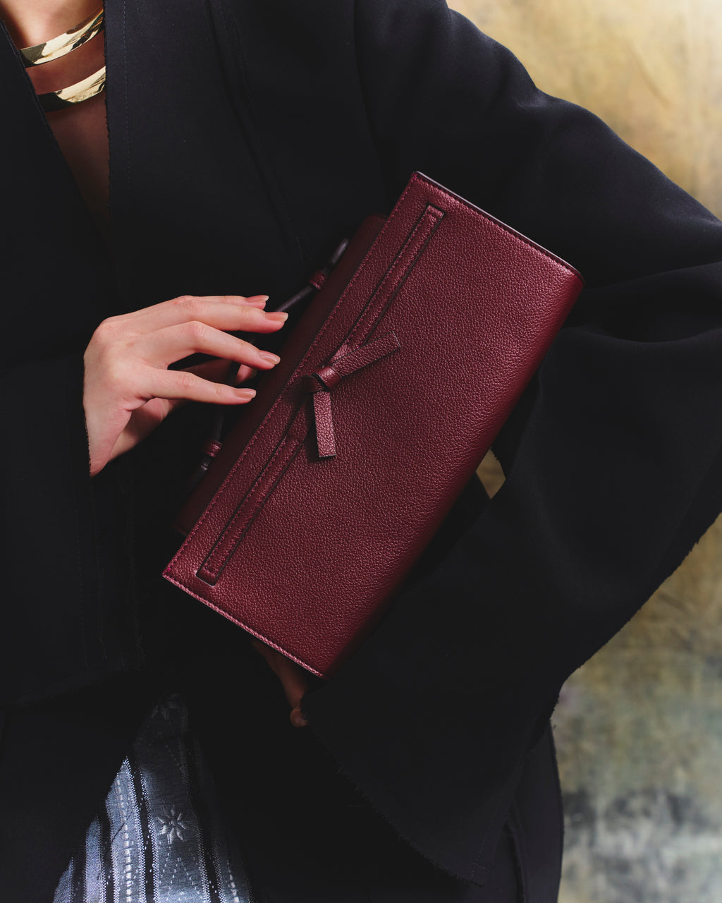 Ikatan Pochette - Plum