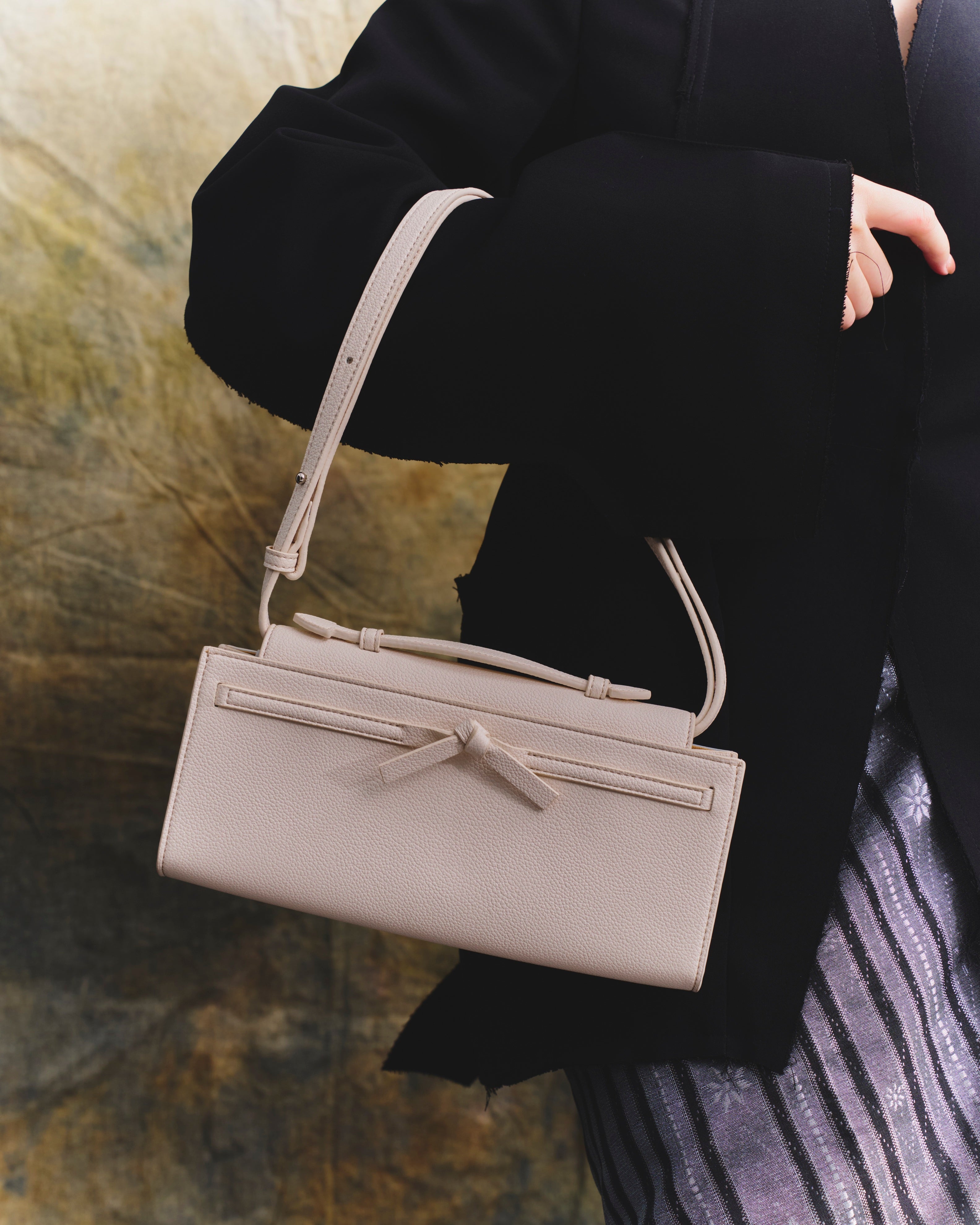 Ikatan Pochette - Off White
