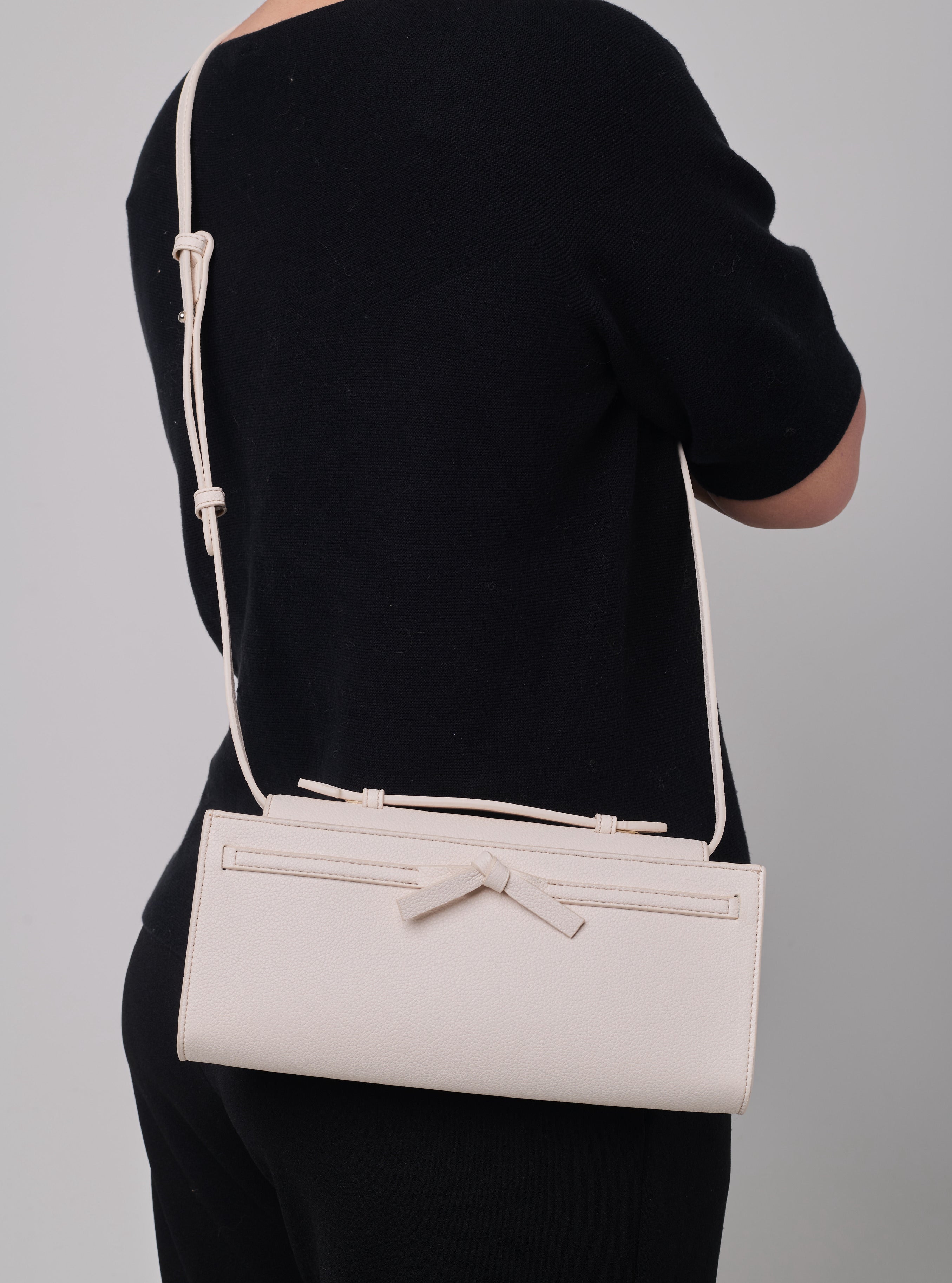 Ikatan Pochette - Off White
