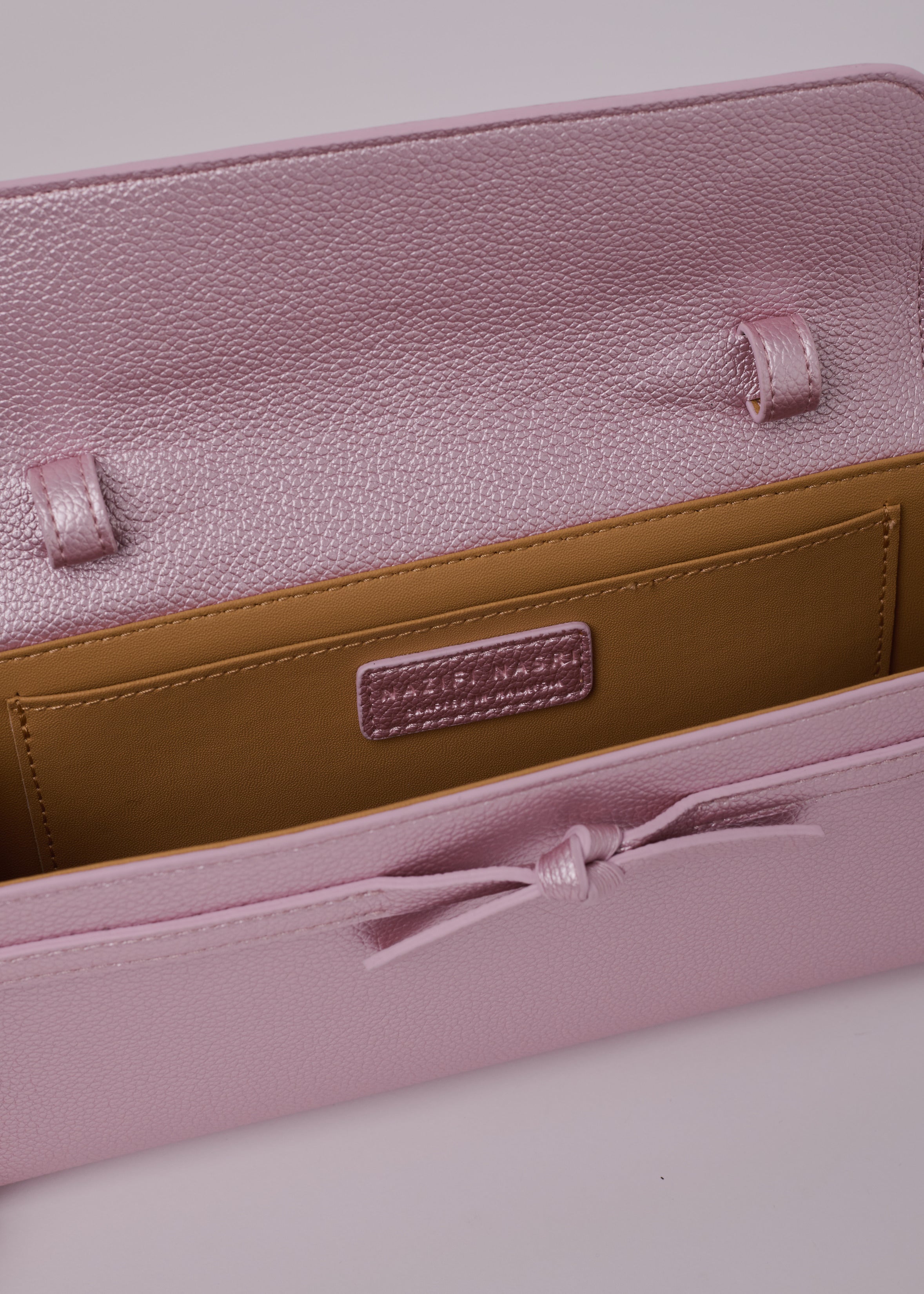 Ikatan Pochette - Metallic Pink